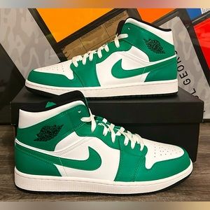 Brand new air Jordan 1 lucky green, size 12